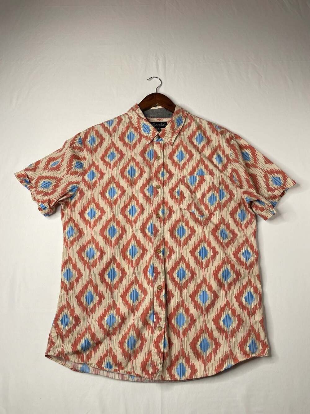 Coastal Mens XL Short Sleeve Button Up Shirt Geometric Aztec Ikat Pattern